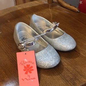 Size 7 flowers by Nina sparkling shoes